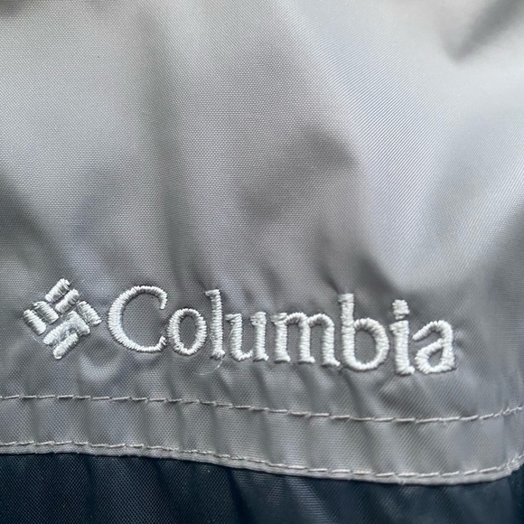 Columbia raincoat - Picture 3 of 6